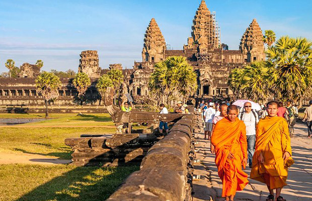 Angkor-Wat-Small-Group-Sunrise-Tour-Breakfast-5